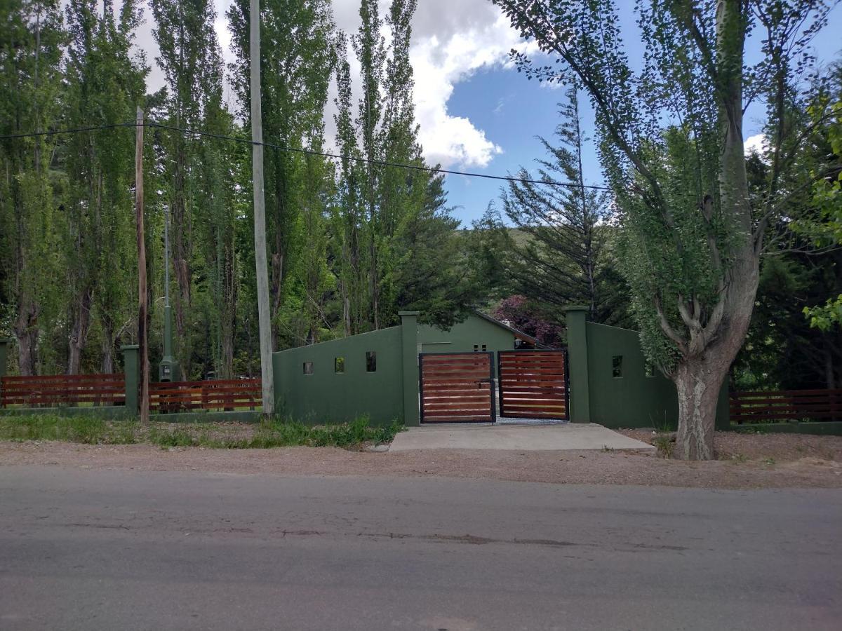 Casa De Montana Manantiales-Nazareth Villa Потрерилос Екстериор снимка