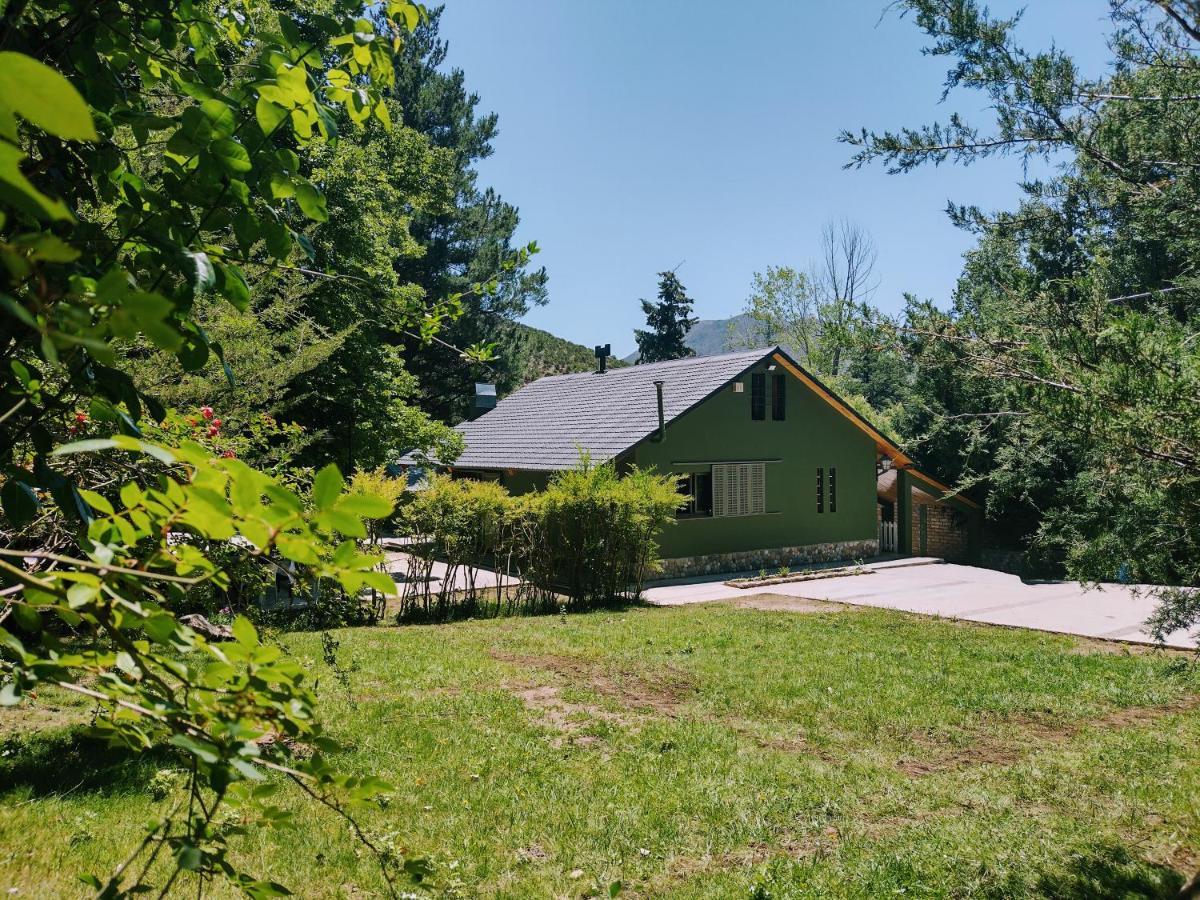 Casa De Montana Manantiales-Nazareth Villa Потрерилос Екстериор снимка